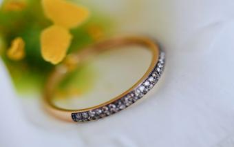 Amour Champagne - Redline