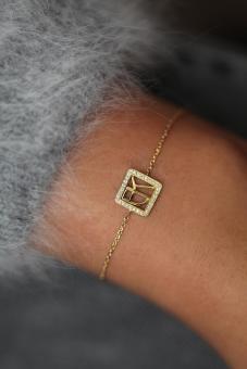 Square Emmanuelle Khanh "Exclusivité" - Redline