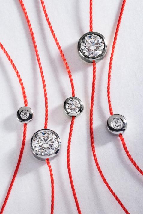 String bracelet with 0.1ct diamond in black gold bezel setting - Redline - 0++