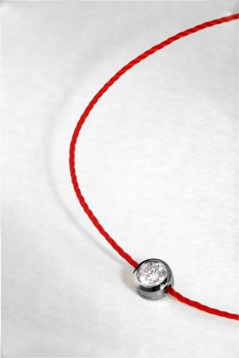 String bracelet with 0.1ct diamond in black gold bezel setting - Redline - 0++