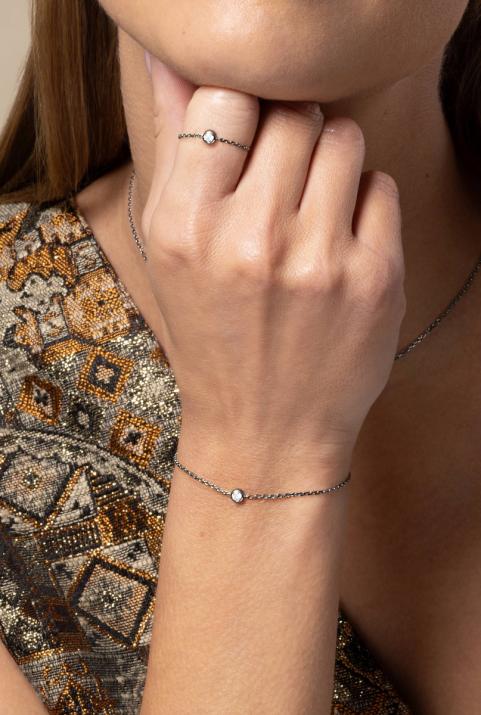 Chain bracelet with 0.1ct diamond in black gold bezel setting - Redline - 0++