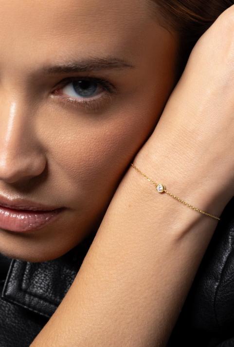 Chain bracelet with 0.2ct diamond in yellow gold bezel setting - Redline - 0++