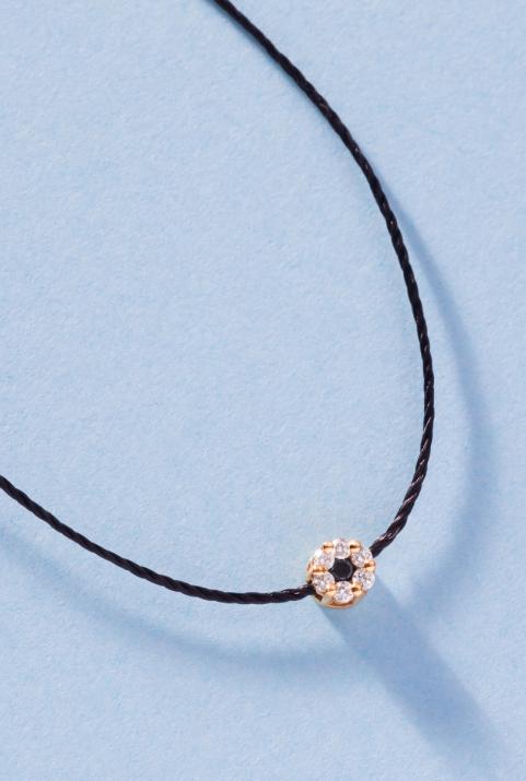 String necklace with white diamonds and a black diamond in rose gold cluster style setting - Redline - 0++