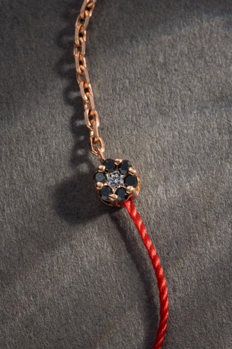 String and chain bracelet with black diamonds and a white diamond in rose gold cluster style setting - Redline - 0++