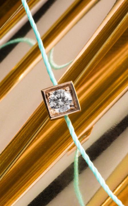 String bracelet with 0.1ct diamond in rose gold square bezel setting - Redline - 0++