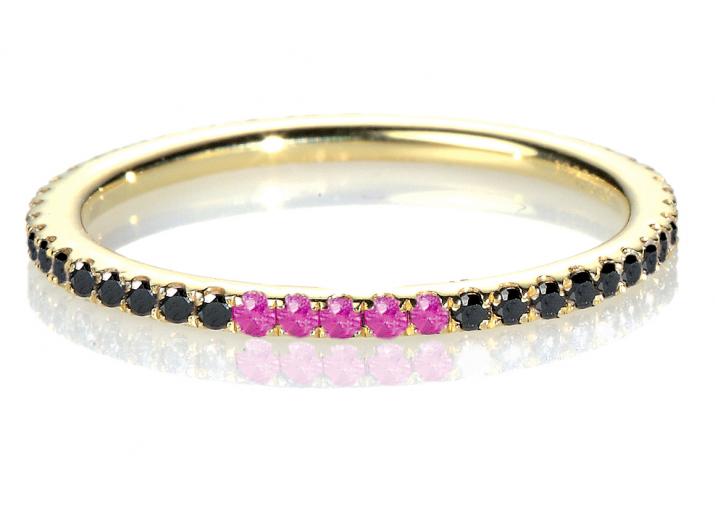Yellow gold ring band with pave black diamonds and 5 rubies - Redline - 0++