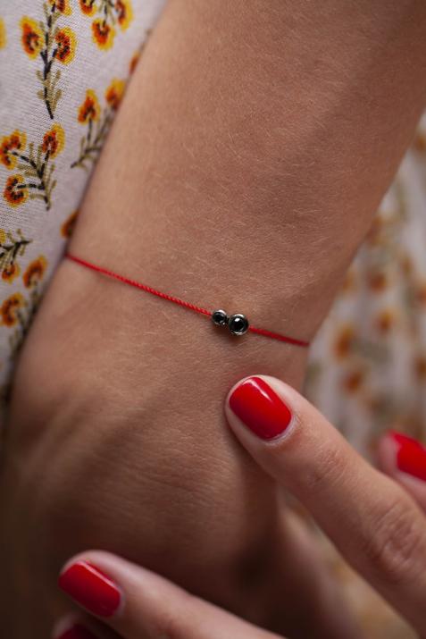 String bracelet with 0.15ct black diamond in black gold bezel setting - Redline - 0++