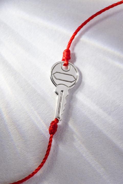 String bracelet with diamond-paved key in white gold - Redline - 0++
