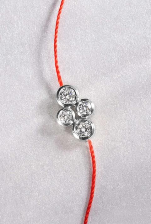 String bracelet with 0.3ct diamonds in white gold bezel setting - Redline - 0++