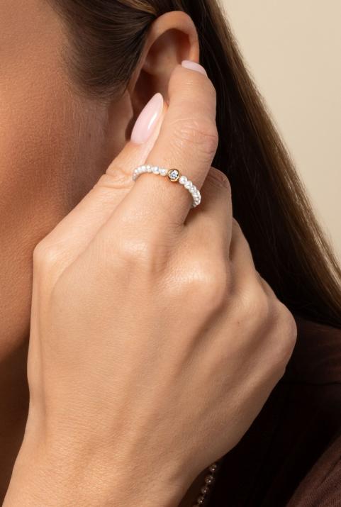 String ring with small freshwater pearls and 0.1ct diamond in yellow gold bezel setting - Redline - 0++