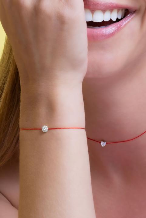 String bracelet with 0.15ct diamond in white gold prong setting - Redline - 0++