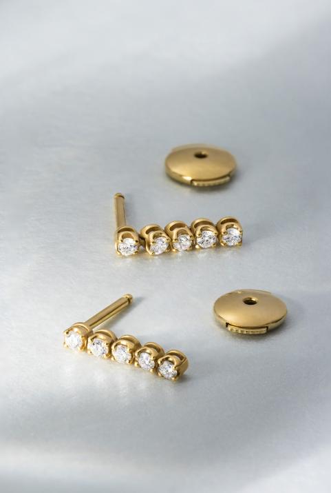 Earrings with 1.9ct diamonds in yellow gold prong setting - Redline - 0++