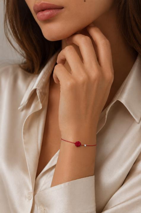 String bracelet with 0.05ct diamond and flower in white gold bezel setting - Redline - 0++