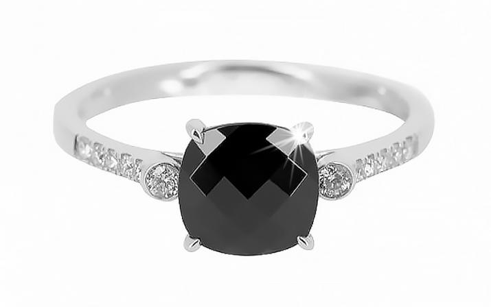 Ring with 2.36ct Round Diamond in White Gold Prong Setting - Redline