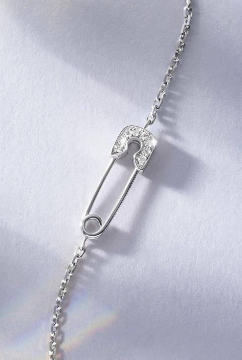 White gold chain bracelet with diamond-paved safety pin - Redline - 0++