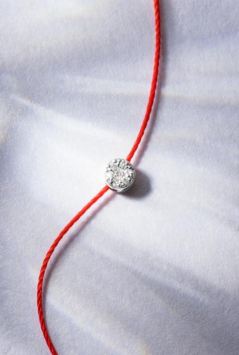 String bracelet with 0.05ct diamond in white gold prong setting - Redline - 0++