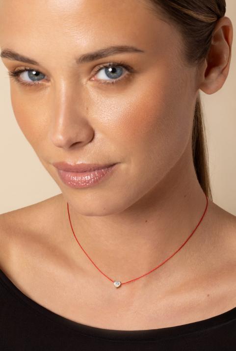 String necklace with 0.2ct heart shaped diamond in yellow gold prong setting - Redline - 0++