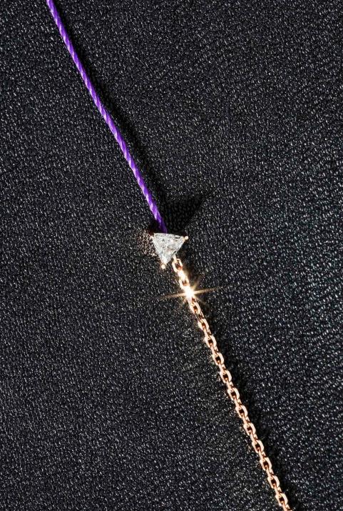 String and chain bracelet with 0.1ct trillion cut diamond in rose gold prong setting - Redline - 0++