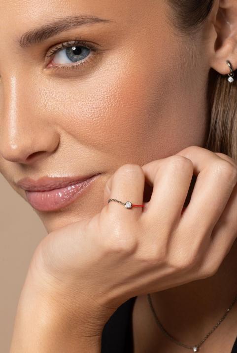 String and chain ring with 0.1ct diamond in black gold bezel setting - Redline - 0++