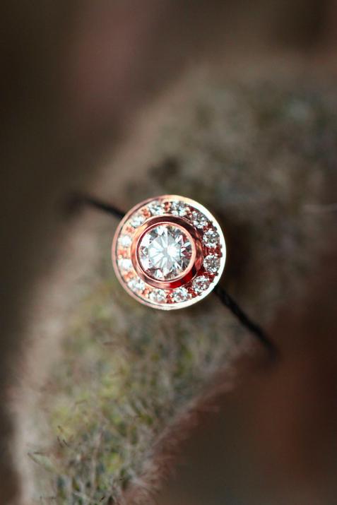 String ring with 0.26ct diamonds in rose gold bezel setting - Redline - 0++