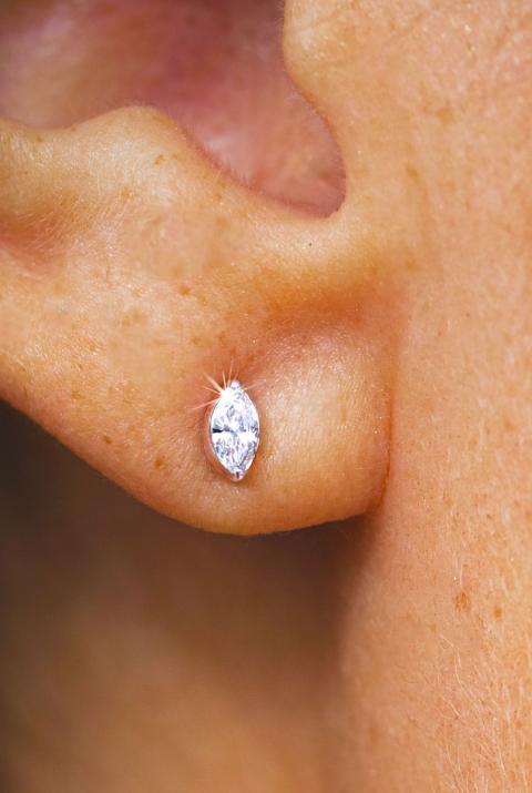 マジェステ ローズゴールドとダイヤモンドのイヤリング - Redline - 0++