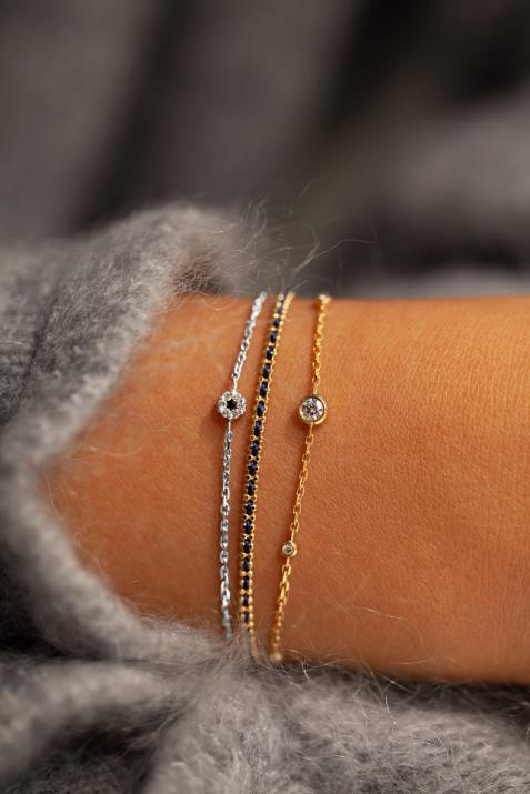 Chain bracelet with white diamonds and a black diamond in white gold cluster style setting - Redline - 0++