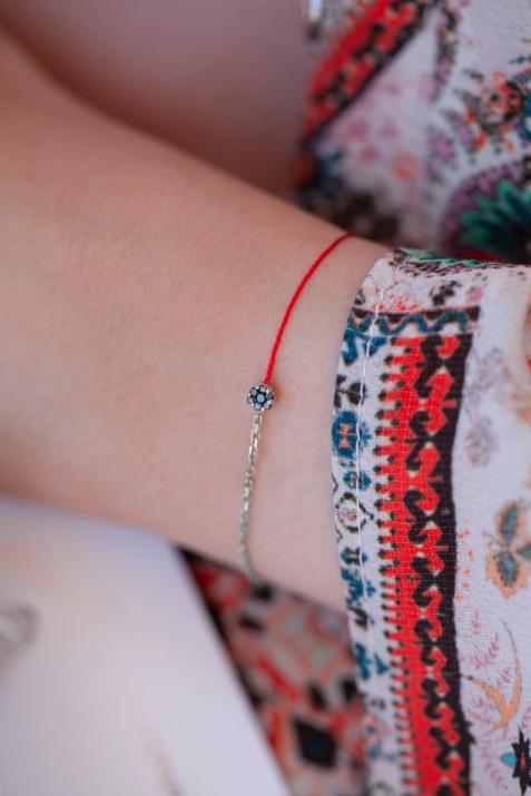 String-Chain Bracelet For Women with 0.05ct Black Diamond in White Gold Cluster Setting - Redline - 0++