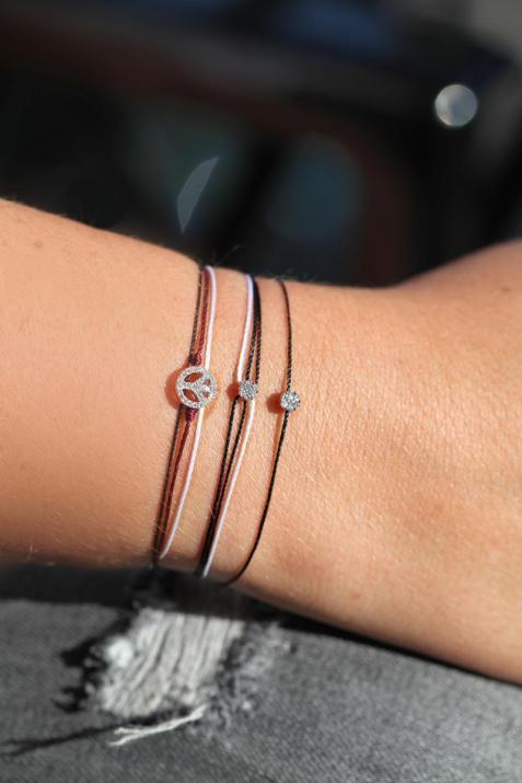 Mutli string bracelet with 0.05ct diamonds in black gold cluster style setting - Redline - 0++