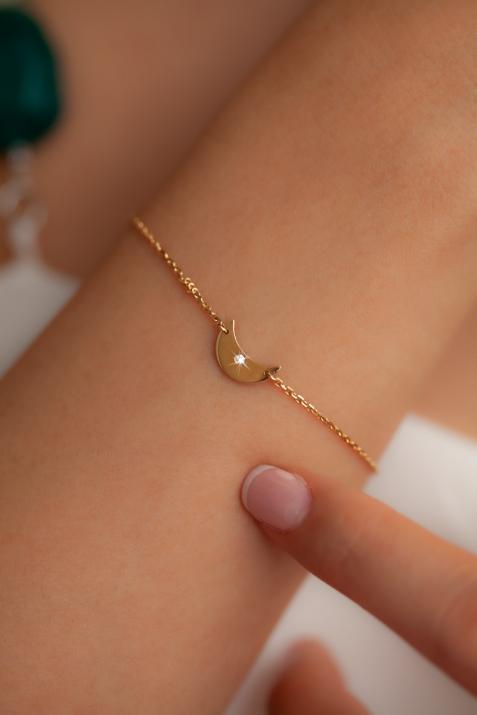 Yellow gold chain bracelet with diamond on a crescent moon - Redline - 0++