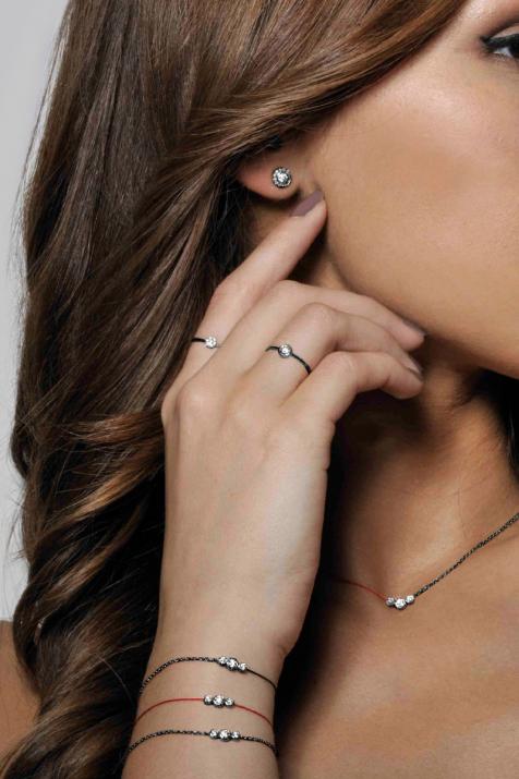 Chain bracelet with 0.2ct diamond in black gold bezel setting - Redline - 0++