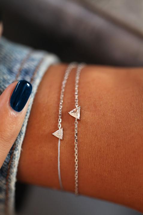 String and chain bracelet with 0.2ct trillion cut diamond in white gold prong setting - Redline - 0++