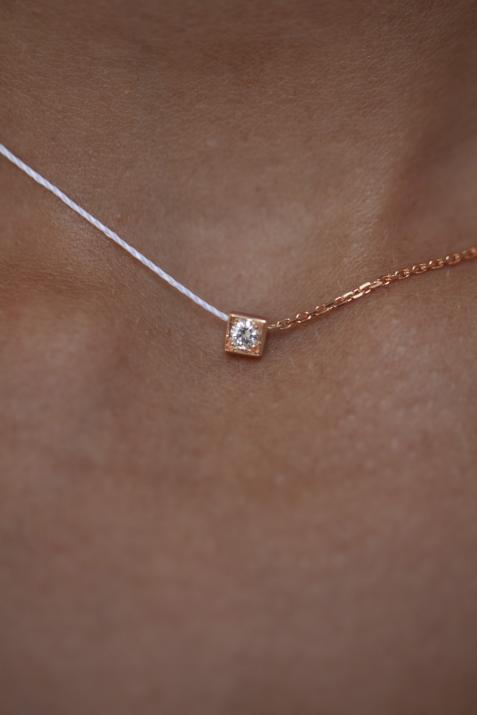 String and chain necklace with 0.1ct diamond in rose gold square bezel setting - Redline - 0++