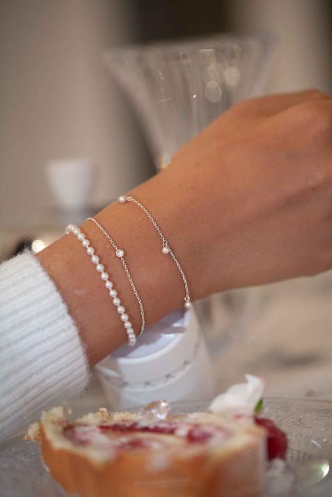 ミラコヤホワイトゴールドファイブパールダングルブレスレット - Redline - 0++