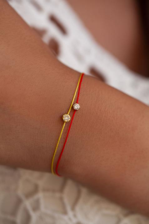 String bracelet with 0.05ct diamond in yellow gold prong setting - Redline - 0++