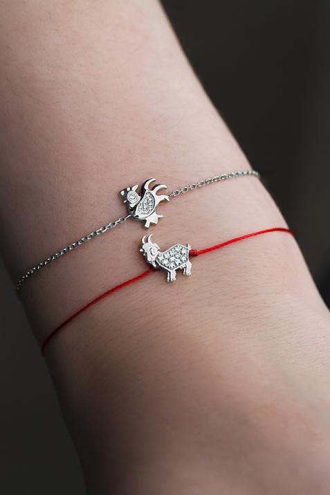 String bracelet with diamond-paved goat in white gold - Redline - 0++
