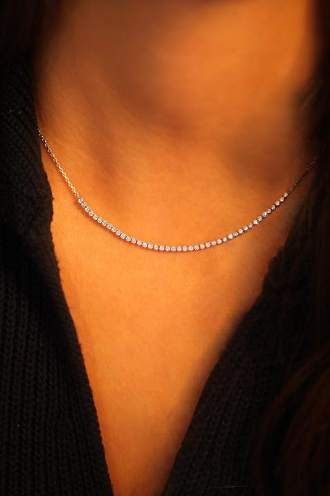 Chain necklace with 0.84ct diamonds in white gold prong setting - Redline - 0++