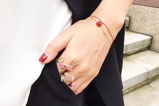 Une collection riche en fleurs chez Redline !