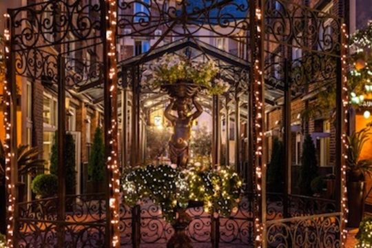 Prendre un chocolat chaud dans un hôtel à Paris