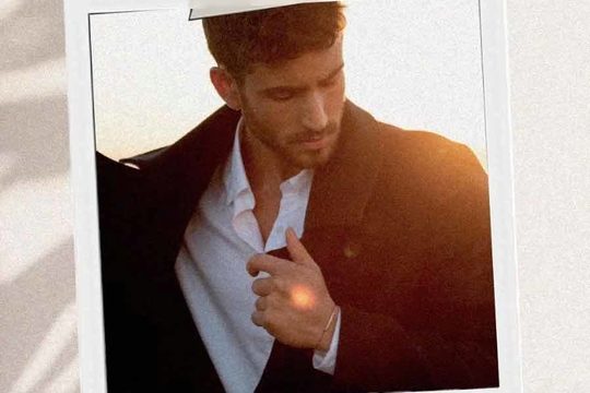 Les hommes sont-ils férus de bijoux ?